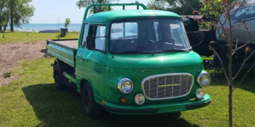 Enchanting Barkas B1000 Pickup Available for Purchase