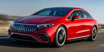 New S-Class-Inspired Grille Option for Mercedes EQS After Customer Feedback