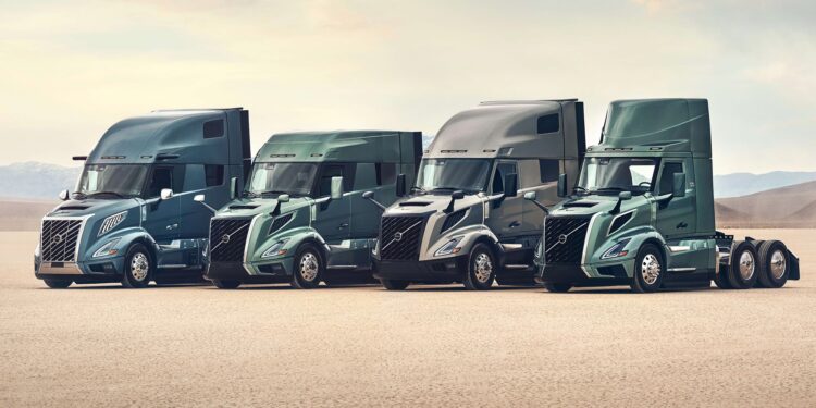 Volvo’s New VNL Semi Truck Generates a Powerful 1,850 LB-FT Torque With Innovative Wavy Pistons