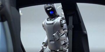 Exploring the Integration of Humanoid Robots in Manufacturing Workflows