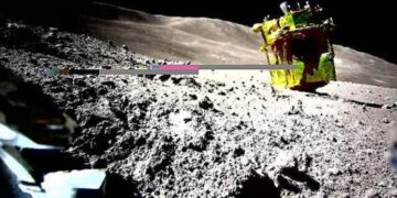 Japanese Lunar Explorer Achieves Precision Touchdown on the Moon