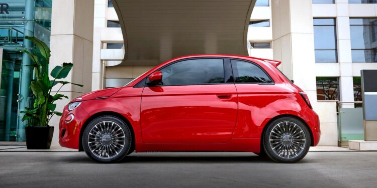 The Profitable Future of EVs: All 2024 Fiat 500e Models Expected to Earn