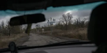 Armored Units Join Russian Assault on Avdiivka, Ukraine Reports