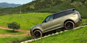 Examining the Haptic Audio-Enhanced Seats of the 2024 Range Rover Sport SV