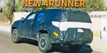 First Look at the 2025 Toyota 4Runner: A Boxy Design with Innovative Rear Lighting