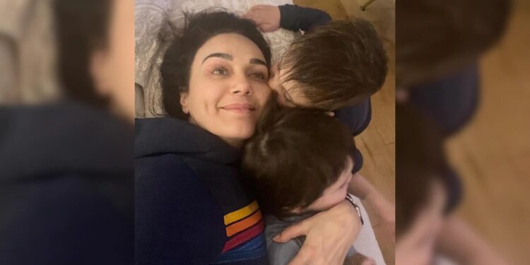 Insight Into Preity Zinta’s Relaxed Afternoon Time With Her Twins