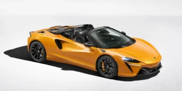 Launch of the McLaren Artura Spider and the Start of Polestar 3 Production: Latest Updates in the Automotive Industry