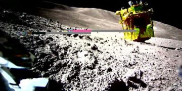 Japanese Moon Probe Returns to Life with a ‘Miracle’ Signal | Global Space News