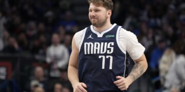 Mavericks Dominate Thunder 146-111, Doncic Excels with 32 Points, Gafford Impresses in First Mavs Appearance