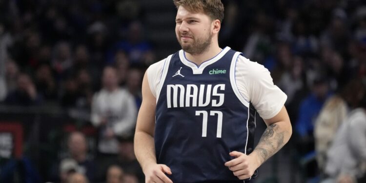 Mavericks Dominate Thunder 146-111, Doncic Excels with 32 Points, Gafford Impresses in First Mavs Appearance