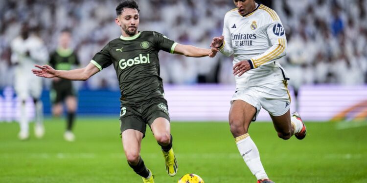 Jude Bellingham Injured in Match Against Girona, Requests Substitution After Scoring Twice