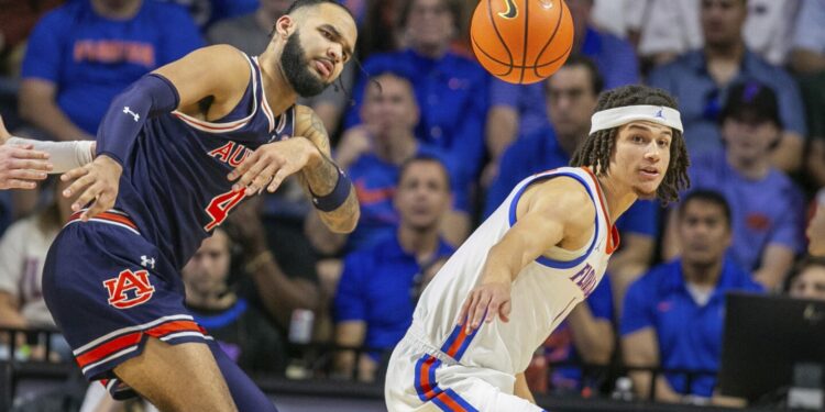 Florida Gators Triumph over Auburn in Key SEC Matchup, Kugel Nets 22 Points