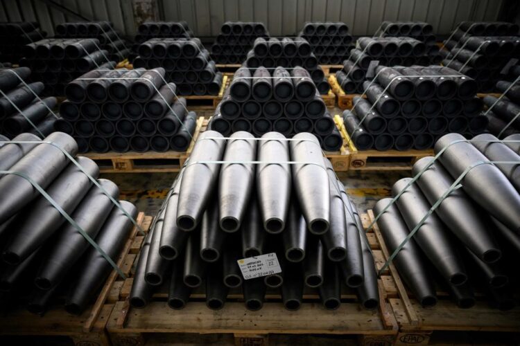 Portugal Contributes $109 Million to Support Czech Initiative Delivering Shells to Ukraine