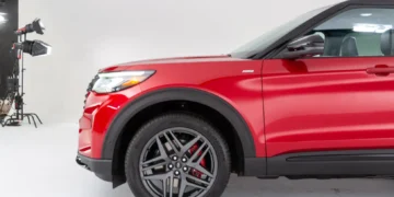Ford Innovates with New Retractable Fender Tie-Down Mechanism
