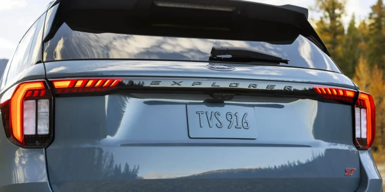 Development of Split Tailgate Technology by Ford for Upcoming SUVs