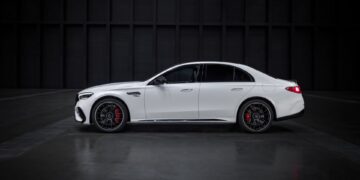 Exploring the Enhanced Mercedes-AMG E53: A Powerhouse with Six Cylinders and 604 HP