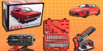 Seize End-of-Week Discounts on DeWalt, Noco, and Traxxas Products