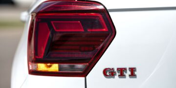 Close to 50% of New Vehicles Feature Amber Rear Turn Signals