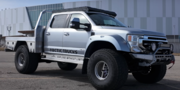 Massive Ford Super Duty Engineered for Polar Expeditions Makes Other Trucks Look Tiny