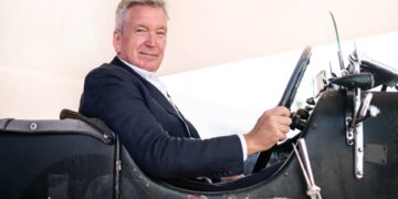 Adrian Hallmark Steps Down as Bentley CEO Following Remarks on Wealth Sensitivity