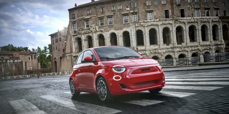 Future Fiat 500e Could Include a Gasoline Variant