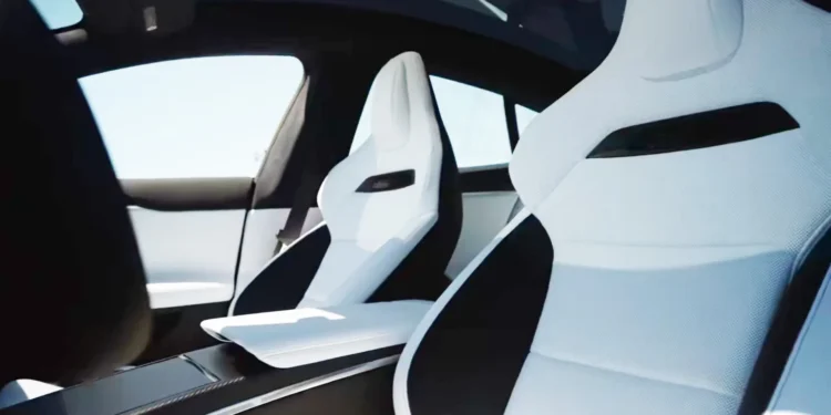Tesla Version S Plaid lastly obtains sporting activity seats