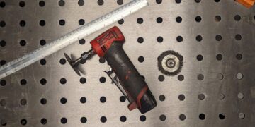 Get Your Hands on Milwaukee’s M12 Grinder with Amazon’s Excellent Deal Today