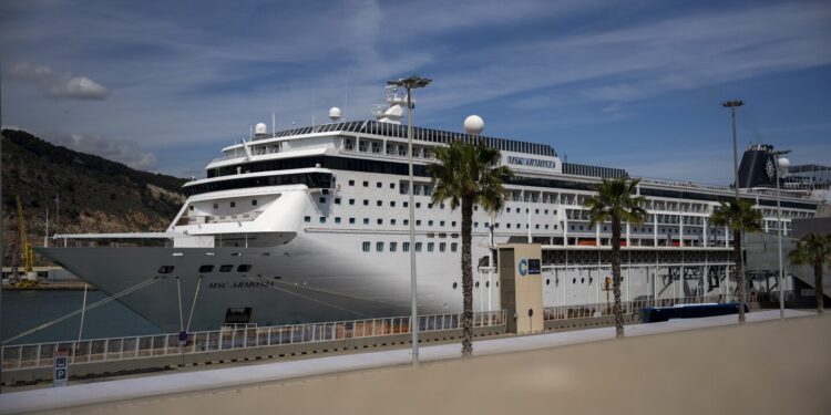 Voyage to Resume for Cruise Liner in Barcelona Following Disembarkation of Bolivian Travelers with Visa Issues
