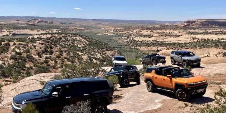 Anticipated Updates for 2025 Defender and First Drive of 2024 GMC Hummer EV SUV