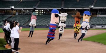 “Top Chef” Contestants Encounter Sausage Spectacle in Season 21 Episode 7