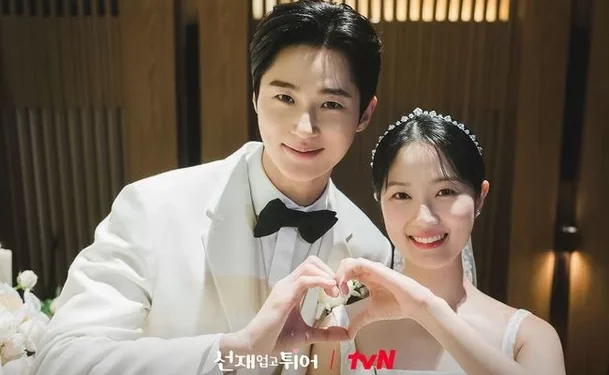 Exclusive Peek at Byun Woo-seok & Kim Hye-yoon’s Cherished Wedding Moments!
