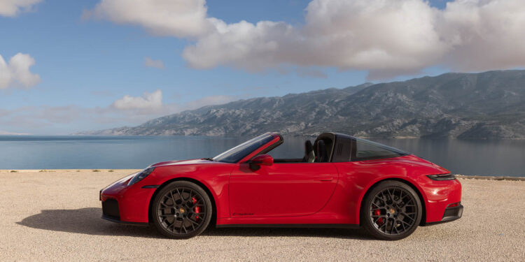 Upcoming Developments in Luxury Cars: 2025 Porsche 911 and 2026 Mercedes-Benz S-Class