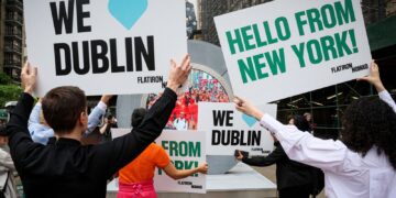 Interactive Portal Between Dublin and New York Reopens with New Measures After Indecent Incidents | Global Update