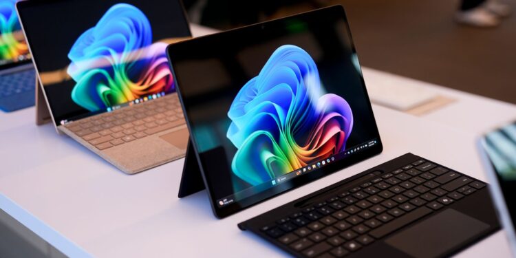 UK Regulators Scrutinize Microsoft’s AI-Powered Screenshot Feature for Privacy Concerns | Science & Technology News