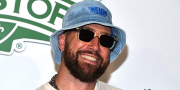 Travis Kelce Hailed as Future ‘Great Father’ for His Heartwarming Interaction With Kids