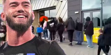 Crowds Flock to Austin Theory’s Meet and Greet Before SmackDown on 6/14