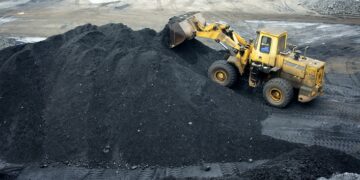 US Senator Warns of Russia’s Intent to Divide a $10-12T Mineral Fortune in Ukraine with China