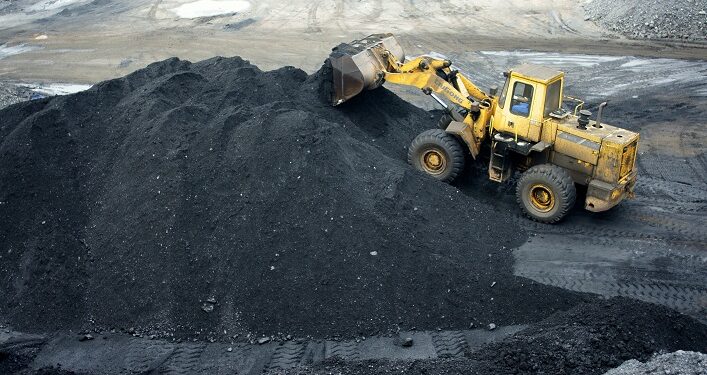 US Senator Warns of Russia’s Intent to Divide a $10-12T Mineral Fortune in Ukraine with China