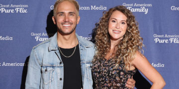 Carlos & Alexa PenaVega’s Collaboration with GAC Causes Stir Amongst Hallmark Viewers