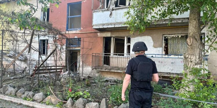 10 Dead, 38 Injured in Ukraine as Russian Assaults Continue