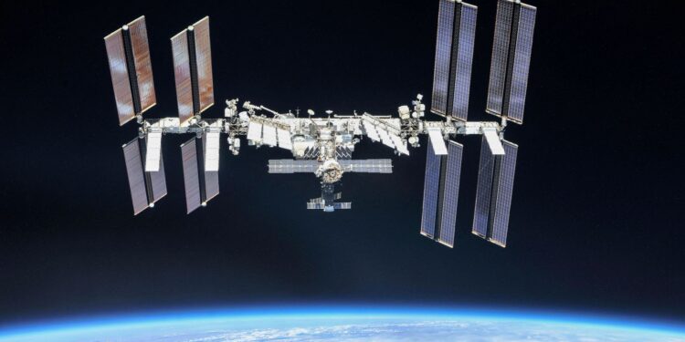 Erroneous Broadcast of Astronaut Emergency Simulation Triggers Confusion | Science & Technology Update
