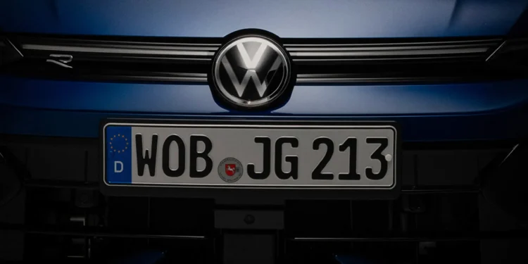 The 2025 Volkswagen Golf R Set to Launch This Summer with 329 Horsepower
